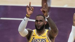 124-120. Butler fue mejor que James y Timberwolves ganan a Lakers