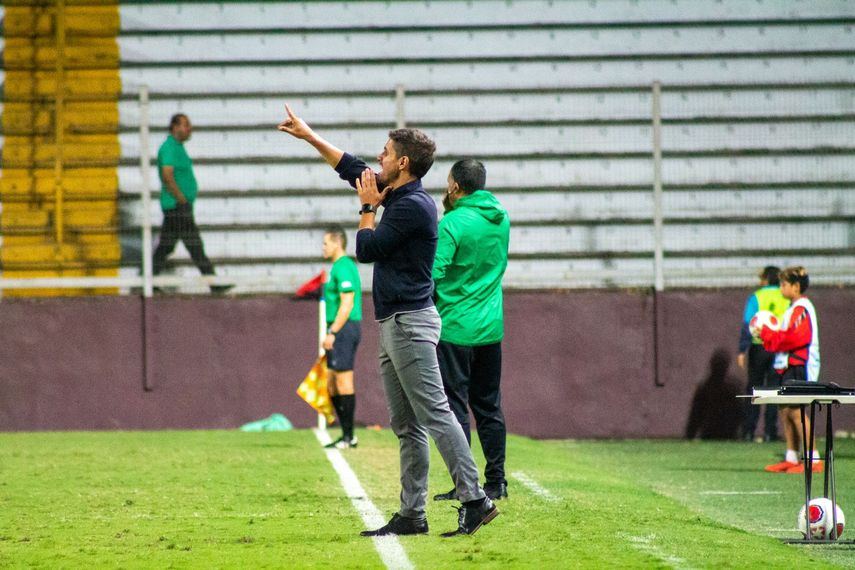 Juan Vita, opción del Plaza, maneja ofertas