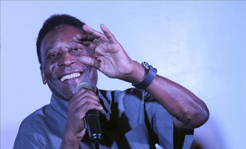 Pelé, en recuperación tras ser operado de la cadera el pasado diciembre