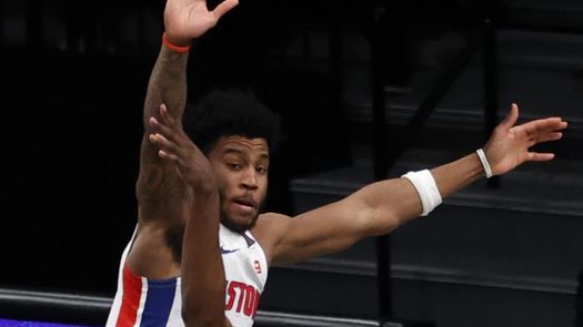 118-104. Los novatos de Pistons también pueden con los Raptors