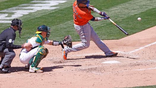 8-4. El boricua Maldonado encabeza el triunfo de los Astros, nuevos líderes