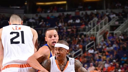 107-95. Thomas lideró a los Suns que acaban con el invicto de los Warriors