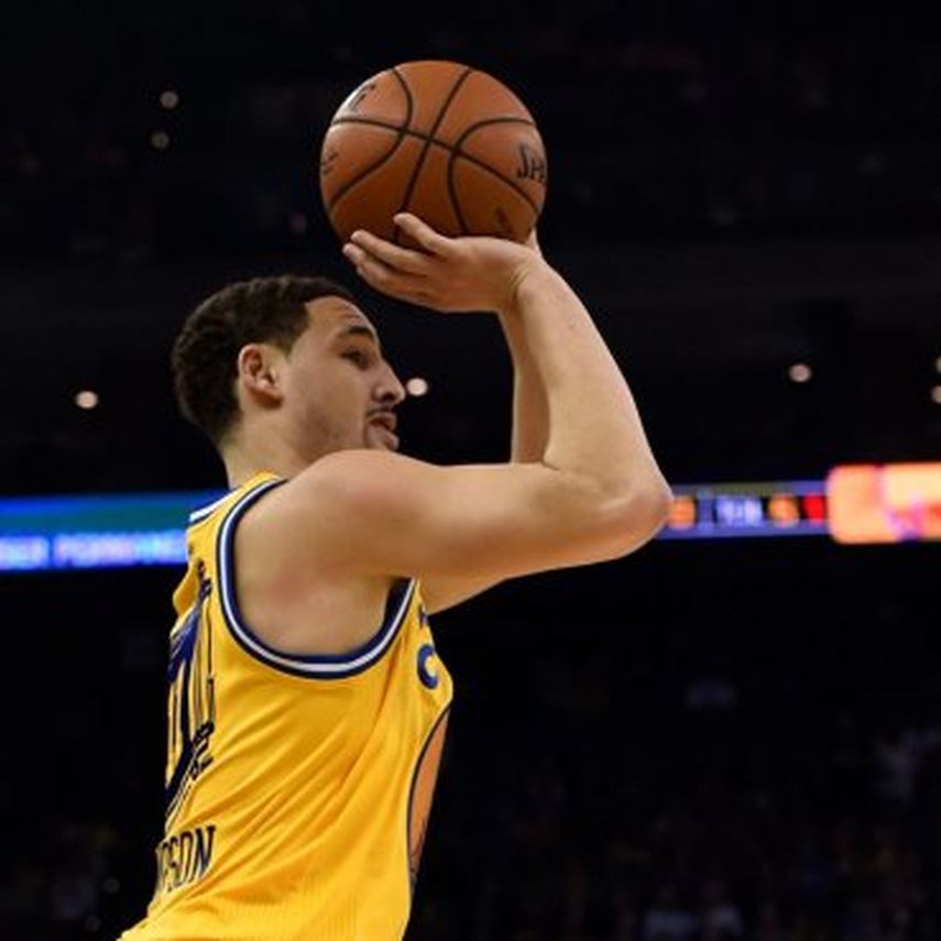 112-130. Ante los Mavericks, Thompson guía otro triunfo de los Warriors