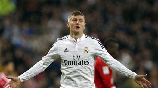 Kroos opina que el Schalke es sólido en defensa y será duro pasar para el Real Madrid