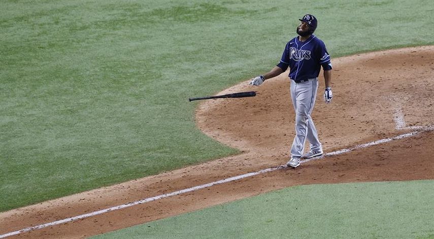 3-0. Margot bota la pelota del campo en triunfo de los Rays