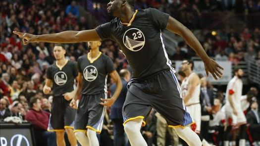 Warriors y Rockets dominan la liga y Griffin logra marca personal