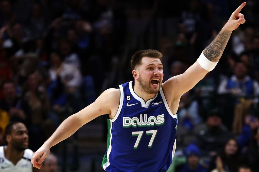 Luka Doncic anota 53 puntos en la victoria de Dallas