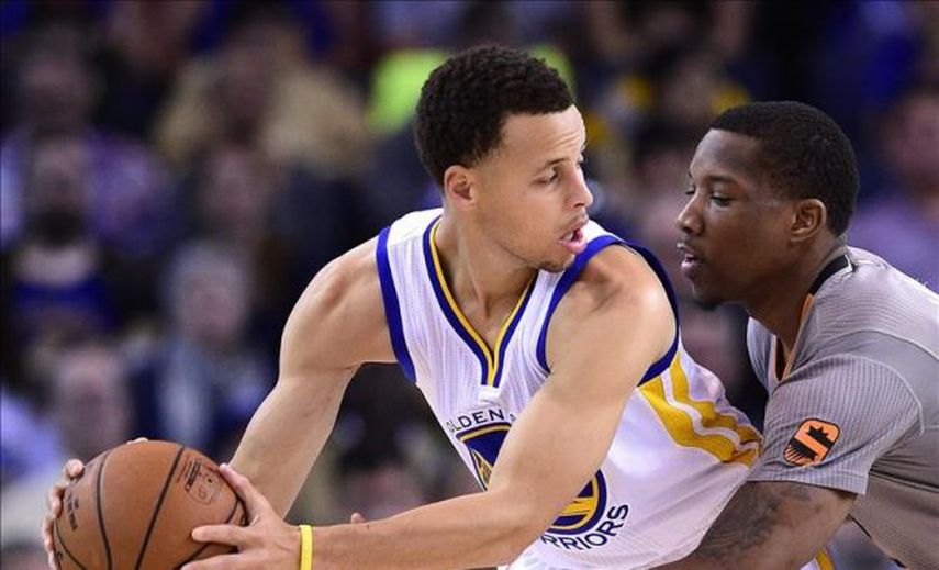108-101. Knight y Bledsoe conducen a la victoria de los Suns