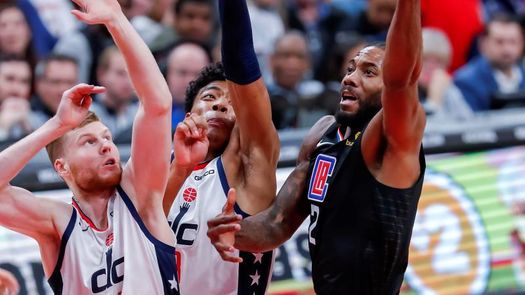 Lakers recuperan mejor marca; Doncic supera a Jordan; Sixers y Heat, invictos