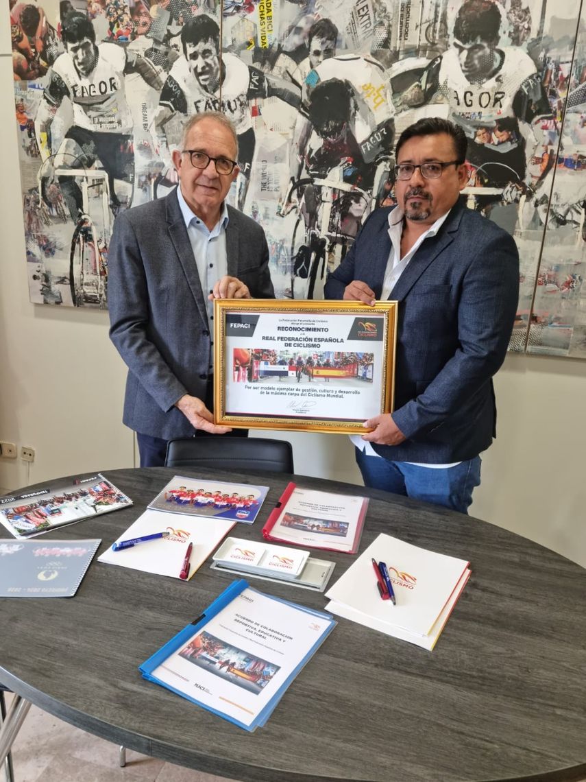 José Luis López Cerrón, presidente de la RFEC y Emer Samudio, gerente general de la FEPACI