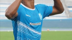 Newton con el 9 de Octubre.&nbsp;