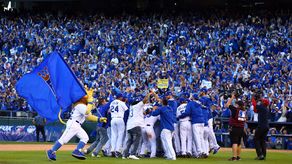 2-1. Los Reales barren a los Orioles y vuelven a la Serie Mundial 29 años después
