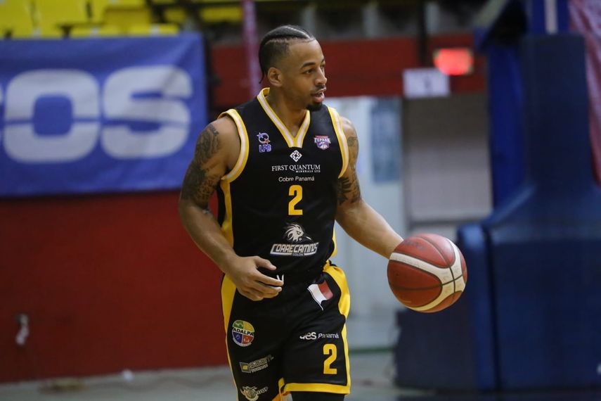 Correcaminos de Colón sigue imparable, líder e invicto de la LPB