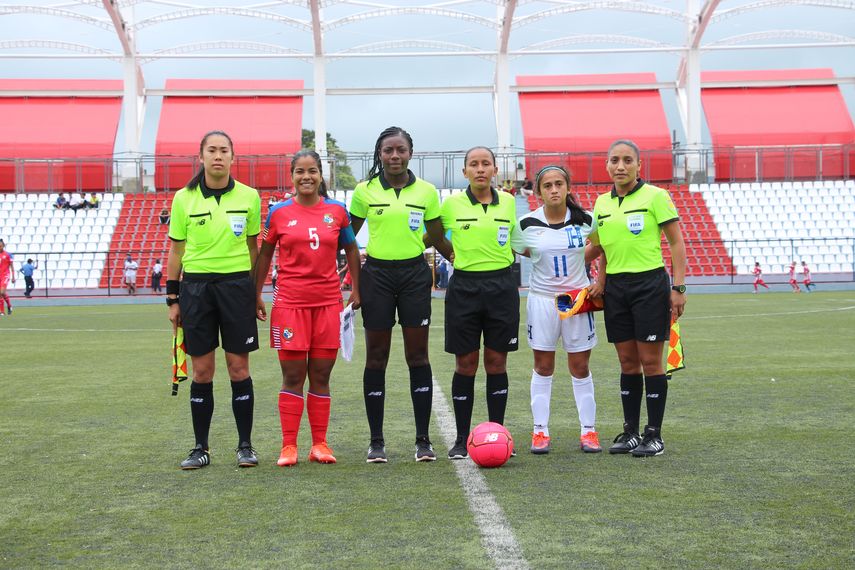 La selección femenina Sub-20 cae en el debut ante Honduras