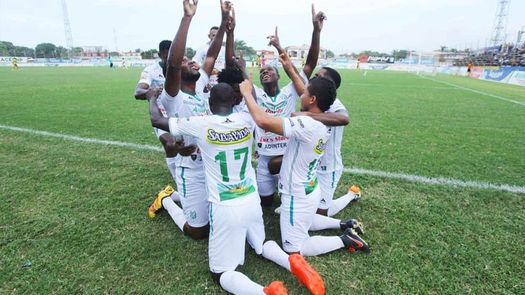 Platense de los panameños Calderón, Hay y Dixon clasifica a la final hondureña