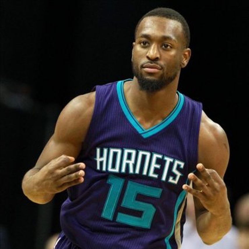 98-92. Walker y los Hornets detienen a los Grizzlies