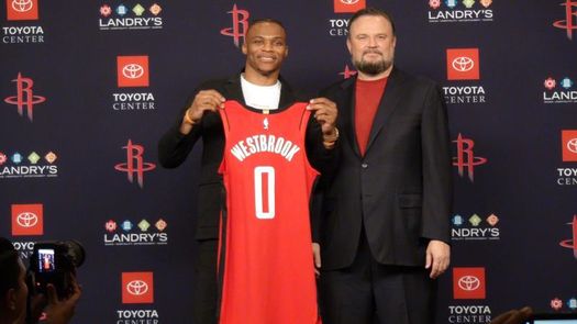 Westbrook asegura que hizo la mejor elección y adelanta que busca un título