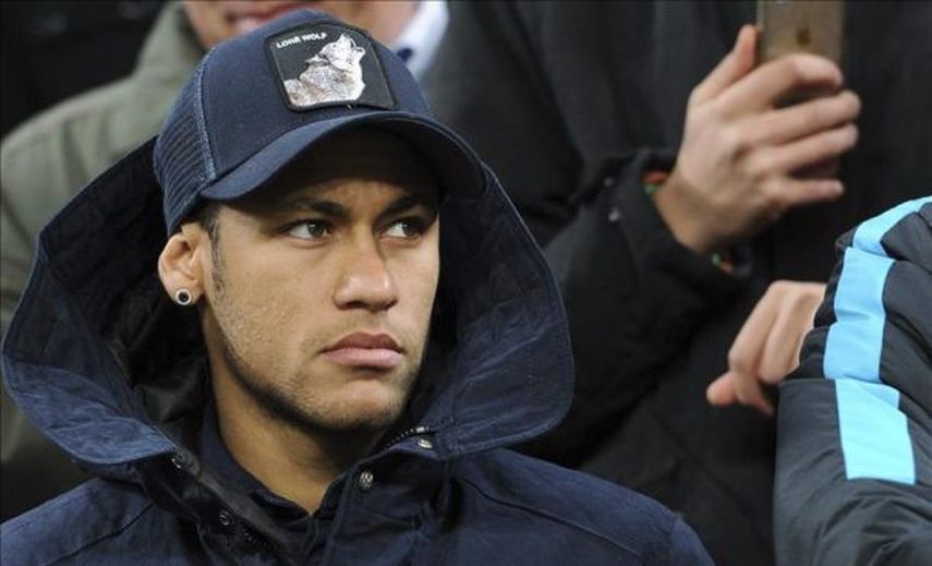 Neymar tendrá que pagar una multa al fisco brasileño por evasión fiscal en 2007
