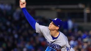 10-3. Buehler domina desde la lomita a los Gigantes