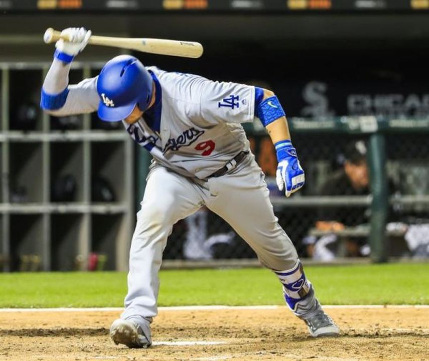 Grandal, Torres, González y Reyes botan dos veces la pelota fuera del parque
