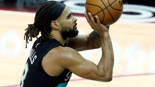 113-116. Patty Mills y los Spurs sorprenden a los Clippers, sin George