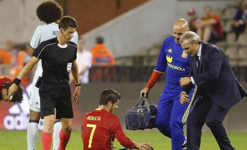 Morata tiene una contusión muscular en el muslo y sigue con la selección