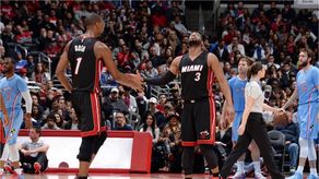 90-104. Bosh, con 34 puntos, y Whiteside sorprenden a los Clippers