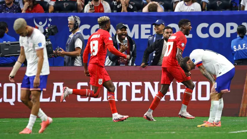 José Fajardo y Freddy Góndola celebrando el segundo tanto contra EE.UU. en la Copa América 2024.&nbsp;