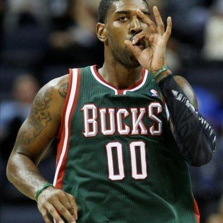 93-81. Mayo y los Bucks dan triunfo a sus nuevos dueños y a Kidd