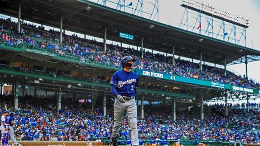 4-3. Yelich jonronea y sella la victoria de los Cerveceros
