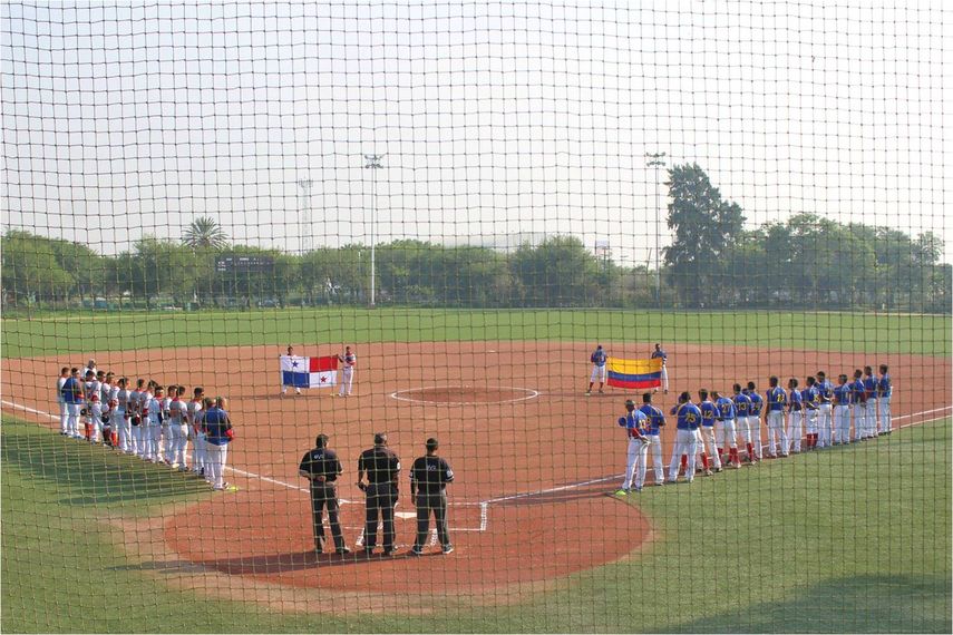 Panamá cae ante Colombia y se complica su futuro