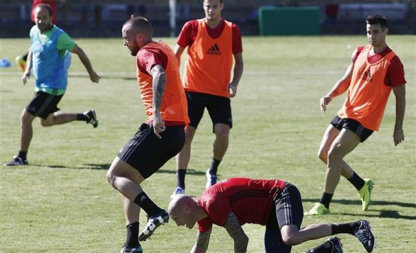 El francés Digard se retira del entrenamiento por molestias musculares