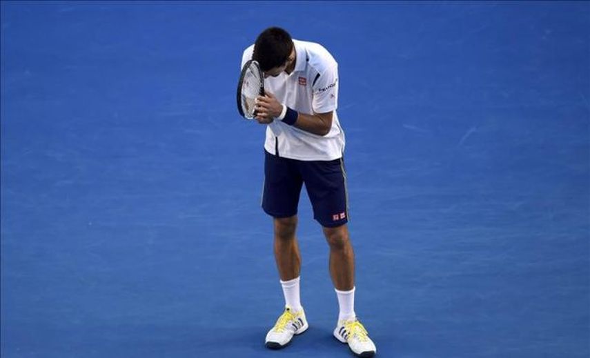 Djokovic sufre, Federer disfruta y Serena se reencuentra con Sharapova
