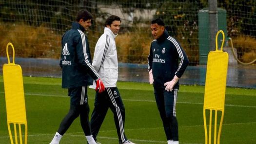 Solari cita a 20 jugadores con el canterano Javi Sánchez en la expedición