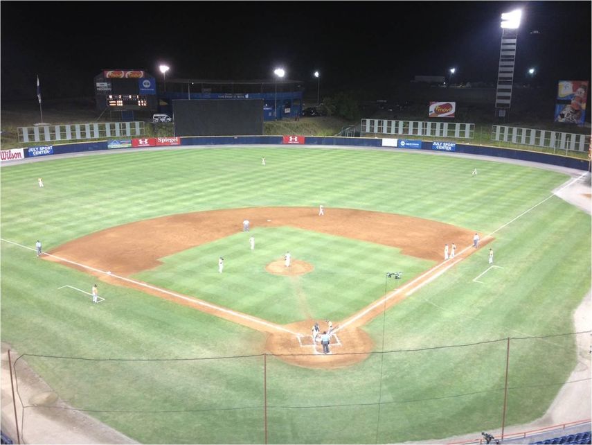 Los Santos gana el Clásico con una aplastante remontada e irá a la Serie Final