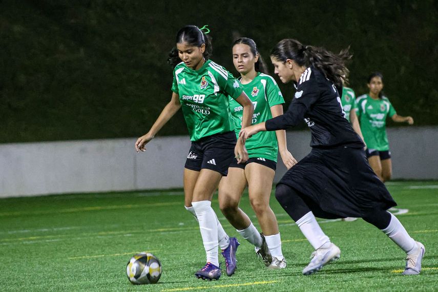 AIP se impuso 4-1 ante Sun Yat-Sen y AHP logró un 7-1 frente al Bilingüe en una fecha de muchos goles.
