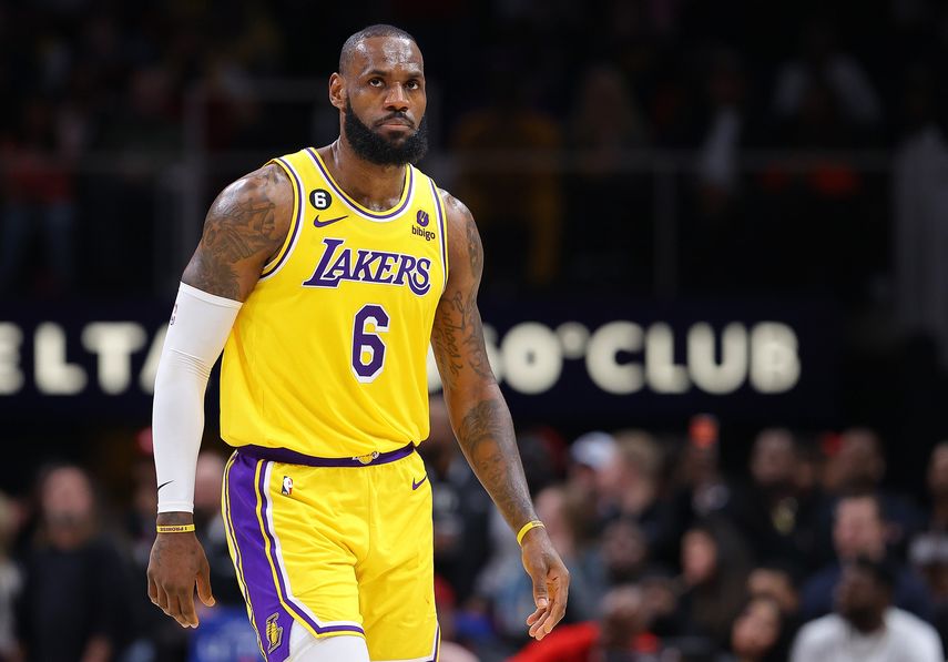 LeBron James cada vez más cerca de Kareem Abdul-Jabbar