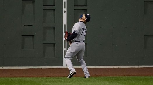 8-0. Happ y Frazier superan a los Medias Rojas