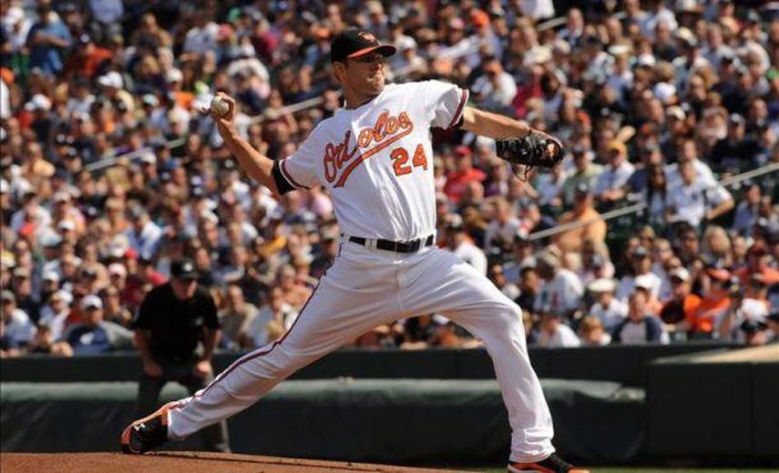 4-2. Hutchison y los Azulejos evitan que los Orioles ganen la ventaja de campo