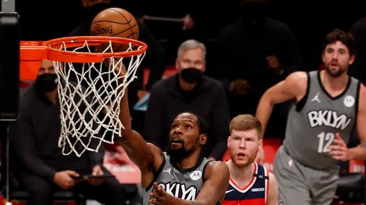 122-116. Durant gana duelo a Jokic y Nets, sin Irving, a Nuggets