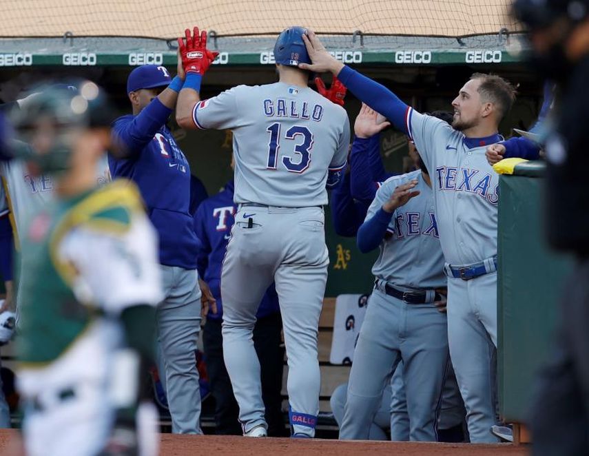 5-4. Gallo castiga con dos jonrones a los Atléticos