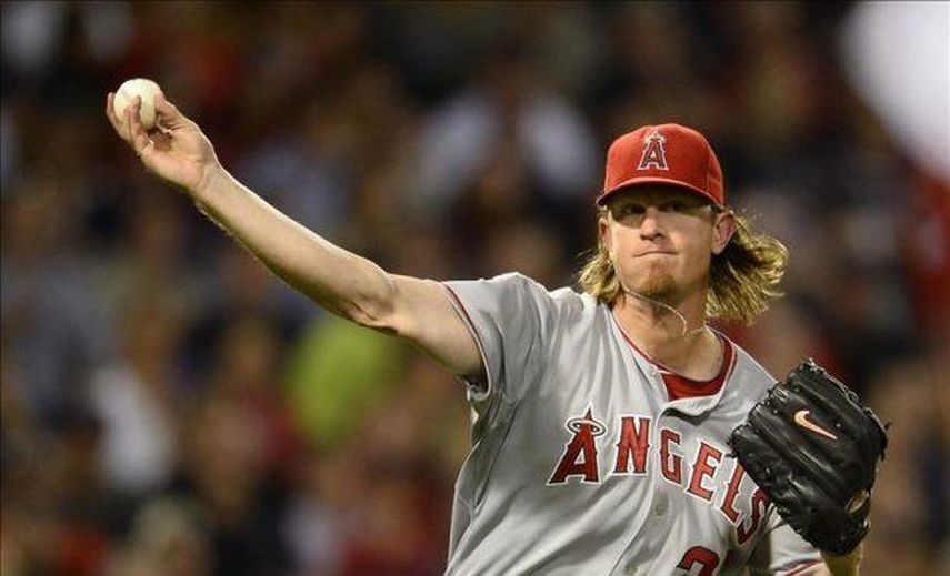 2-0. Weaver lanza la ruta completa y blanquea a los Astros