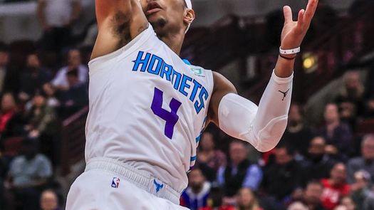 Suns, Nuggets y Trail Blazers no ceden en el Oeste; Lakers ganan sin James