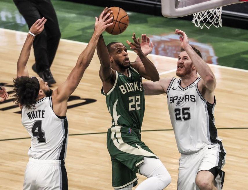 Hawks, verdugos de Lakers con lesión de James; Sixers y Bucks, dominantes