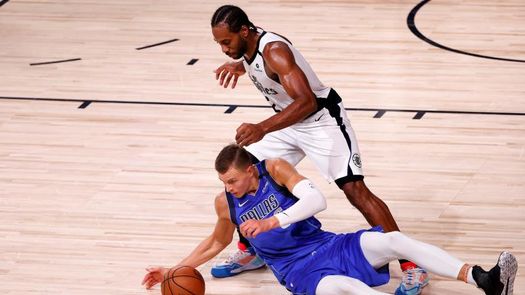 Kritaps Porzingis será baja con los Mavericks para quinto partido ante los Clippers