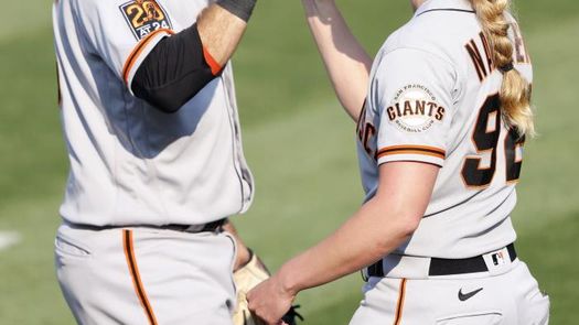 3-2. Crawford remolca la victoria de los líderes Gigantes