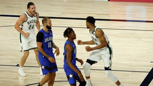 111-96. Antetokounmpo y Bucks recuperan el control y empatan serie