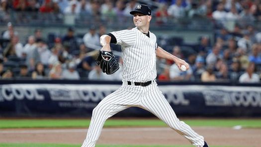 4-3. Happ lanza sólido para los Cardenales y supera a los Piratas