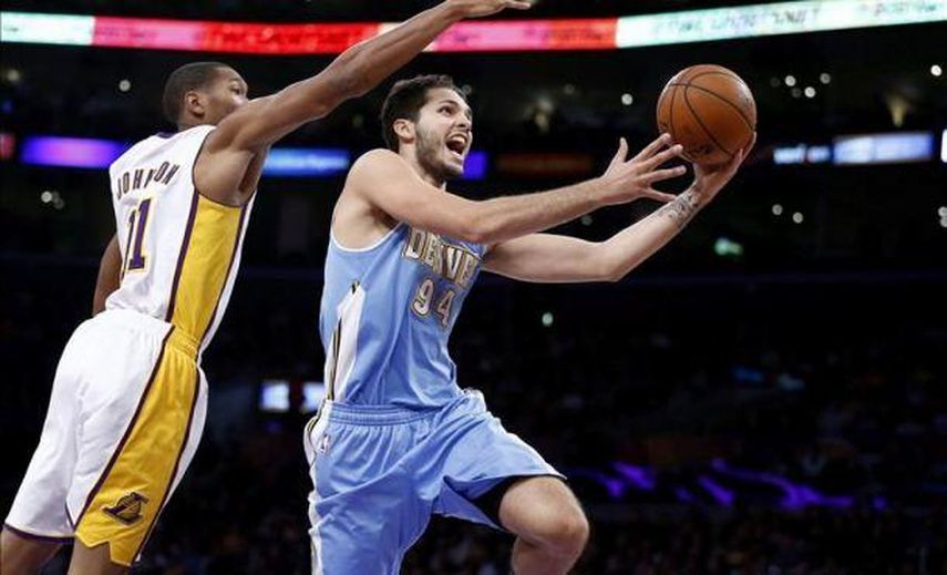 100-105. El francés Fournier conduce la victoria de los Magic