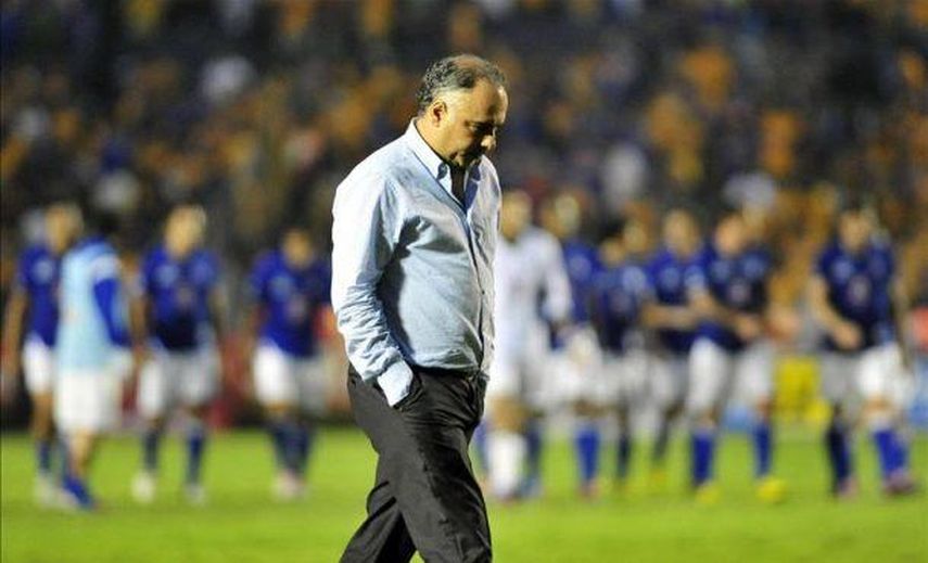 Guillermo Vázquez dice que no es mago para cambiar a Pumas de un día a otro